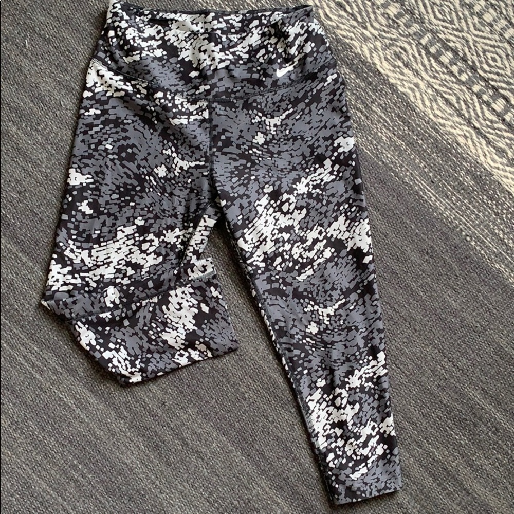 nike leggings